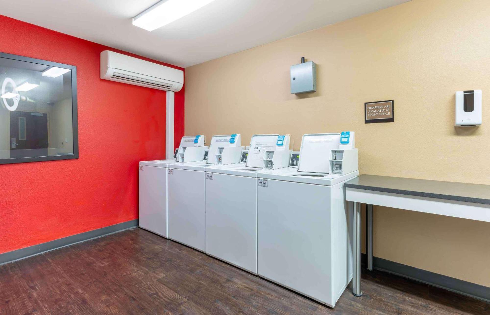 Extended Stay America Suites - Dublin - Hacienda Dr Eksteriør billede