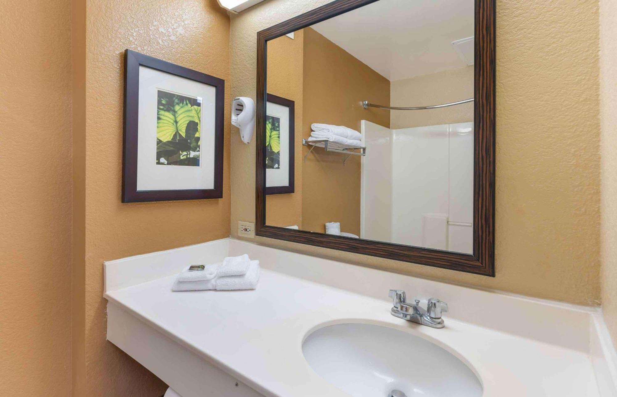 Extended Stay America Suites - Dublin - Hacienda Dr Eksteriør billede