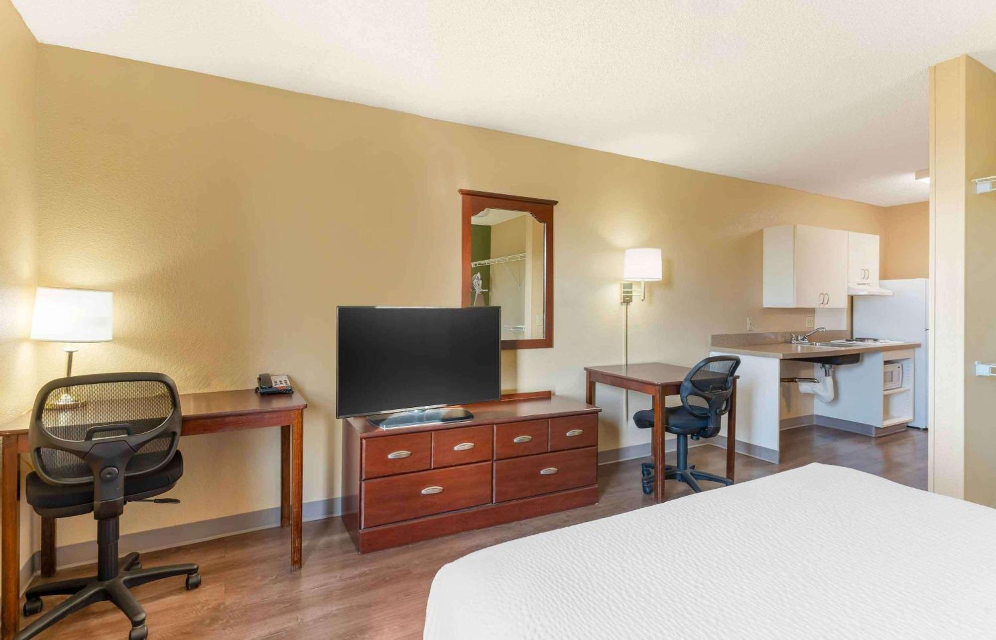 Extended Stay America Suites - Dublin - Hacienda Dr Eksteriør billede